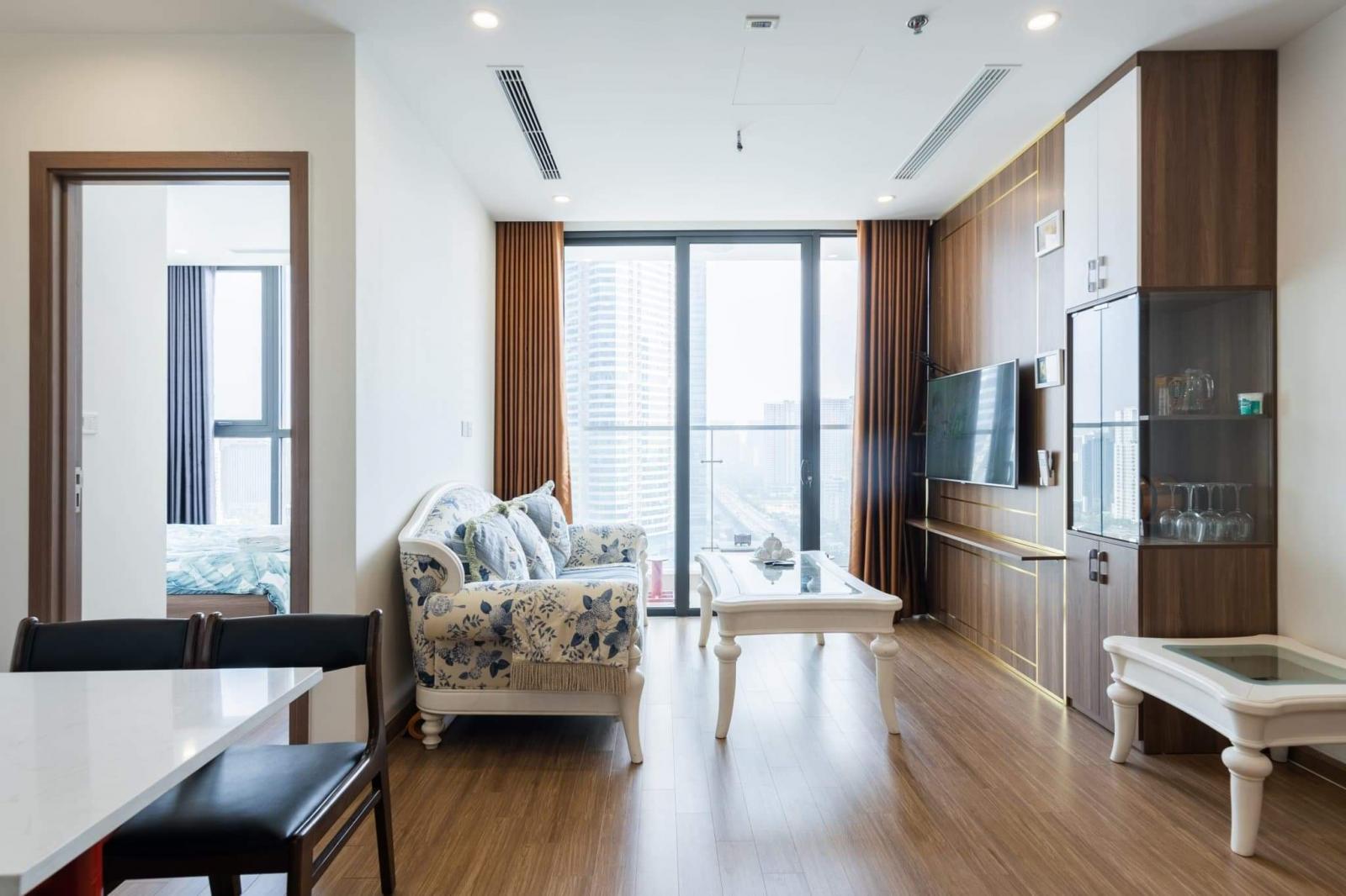 Cho thuê chung cư N01 T2 Ngoại Giao Đoàn, 135 m2, 3Pn, full nội thất cao cấp, 17 tr/th